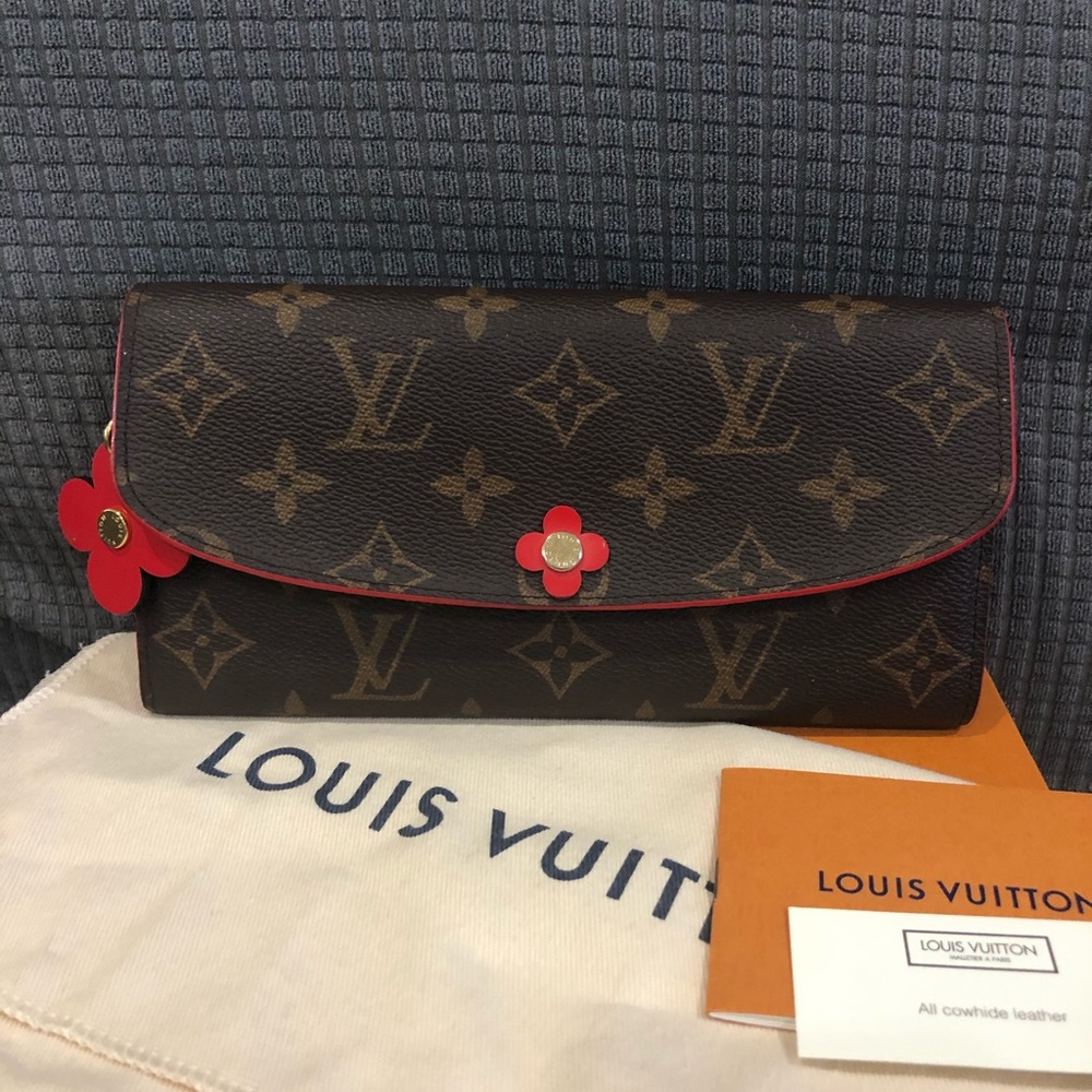 Louis Vuitton Emilie Wallet